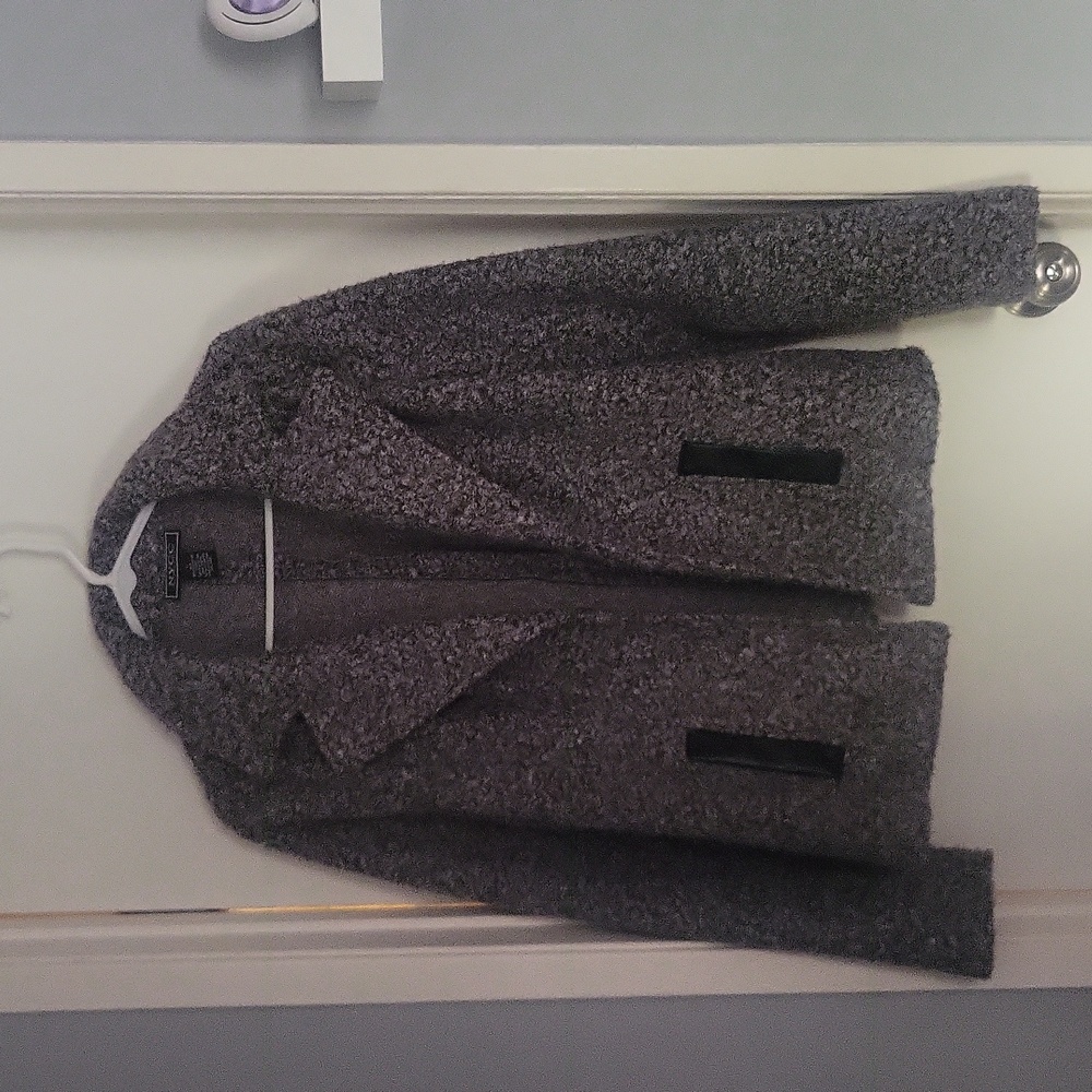 Fuzzy business jacket in dark gray with leather pocket accents